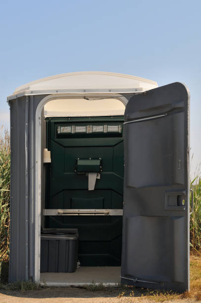 Portable Toilet Options We Offer in Rowland, NC
